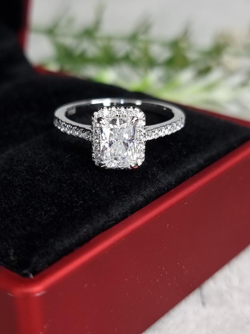 Crushed diamond ring discount