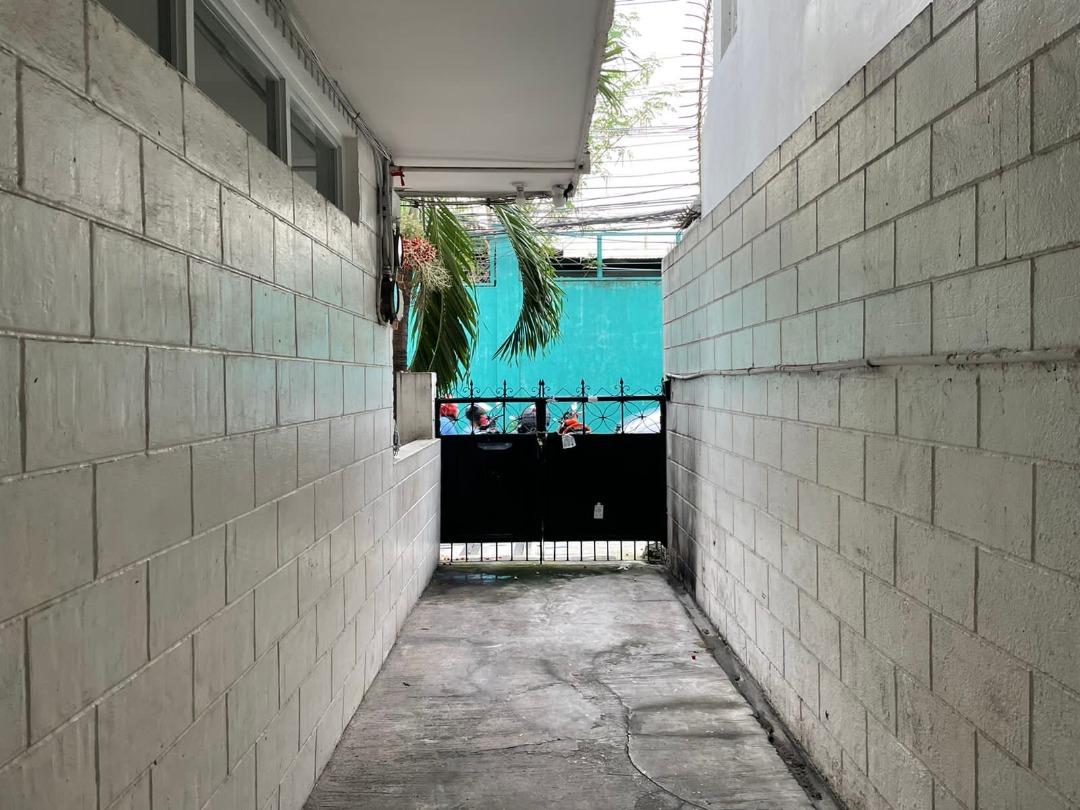 2 Houses in 1 Compound in Poblacion Makati For Sale, Property, For Sale