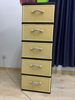 (Category: ) located in . Submitted by ciahuelim (Listing ID 1179602276, Image 1). Description: .