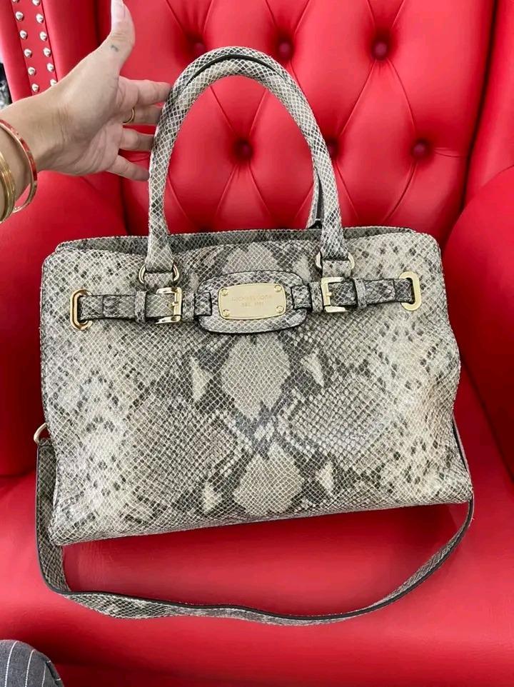 💜💯 MICHAEL KORS Hamilton East West Large Python Print Leather Tote Bag,  Luxury, Bags & Wallets on Carousell