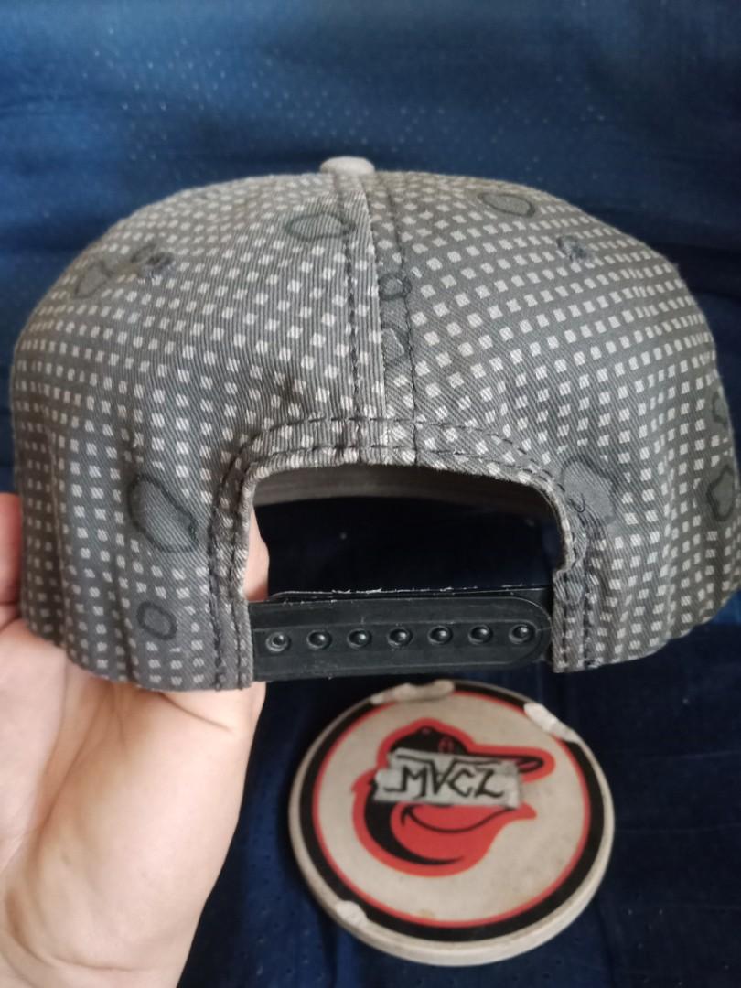 ACAPULCO GOLD SNAPBACK (Category: Caps & Hats) located in Polomolok. Submitted by maczstuff (Listing ID 1179487048, Image 3). Description: ACAPULCO GOLD SNAPBACK EXCELLENT CONDITION.