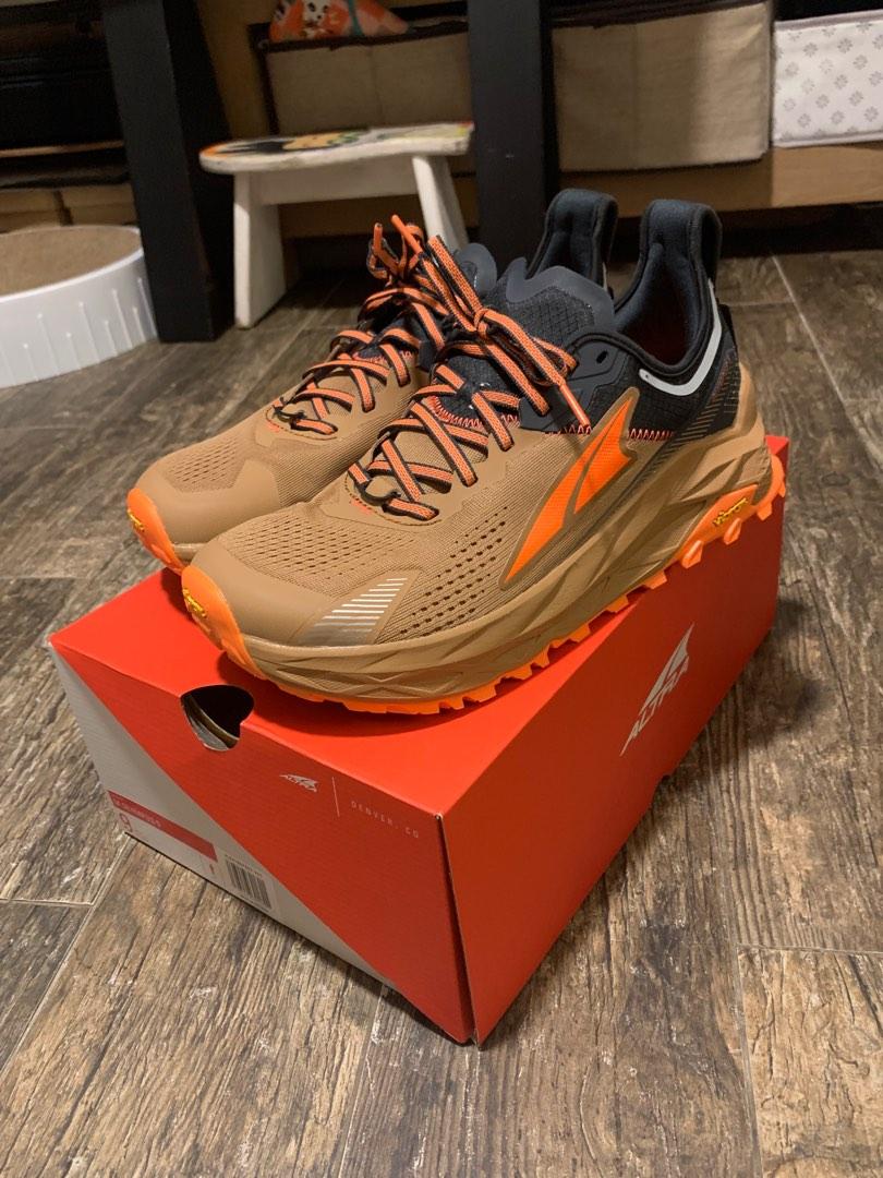 全新Altra OLYMPUS 5 size us9 $1100, 男裝, 鞋, 波鞋- Carousell