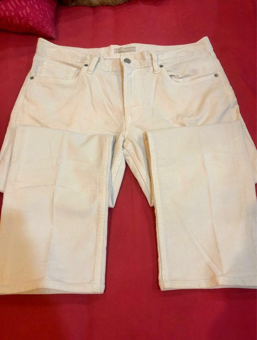 AUTHENTIC UNIQLO CREAM SLIM/STRAIGHT CORDUROY JEANS, Men's Fashion