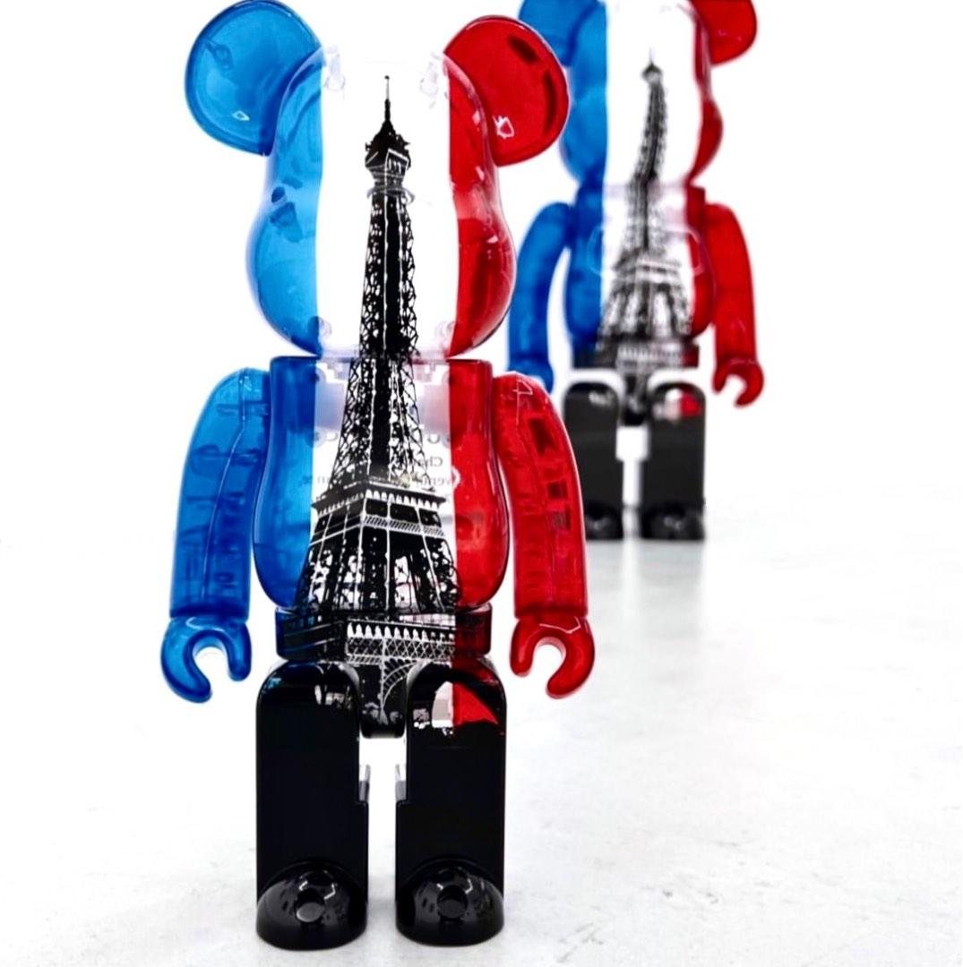Bearbrick Eiffel Tower Tricolor Ver. 400% 1000%, 興趣及遊戲, 玩具