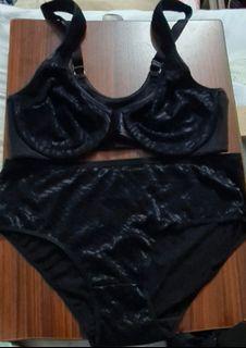 Branded Bra set
