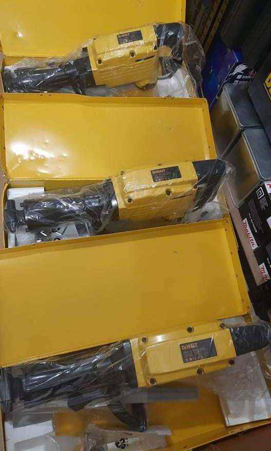 DEWALT JACKHAMMER 2000W on Carousell