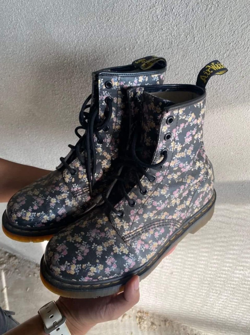 kensington flora dr martens