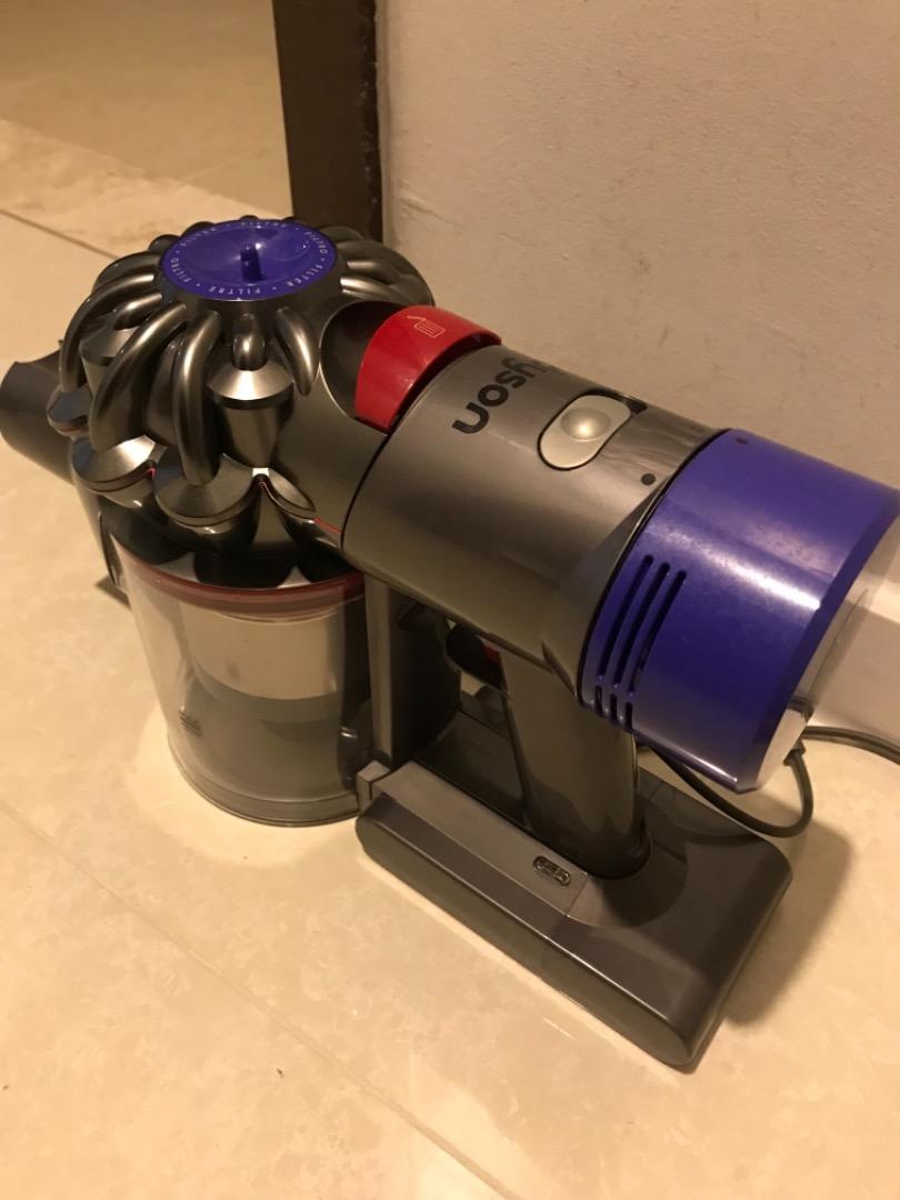 Dyson V8 Absolute Cordless Stick Vacuum Cleaner, TV & Home Appliances