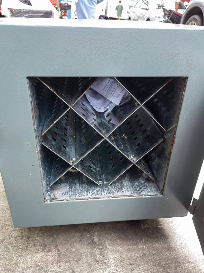 Electrode oven (Category: Construction Tools & Equipment) located in Manila. Submitted by 09150361920ronvillaflor (Listing ID 1179479049, Image 3). Description: Electrode oven Brand: Power craft Specs: ac220/60hz Price: 39,000 Welcome to "Takezo Industrial Supply" For inquiries GLOBE:📞 ☎ 0915-036-1920 VIBER:📞 ☎ 0915-036-1920 Email me@ 📫 📑 r-o-n-.-t-a-k-e-z-o-i-n-d-u-s-t-r-i-a-l-@-g-m-a-i-l-.-c-o-m Check my Carousell: https://www.carousell.ph/