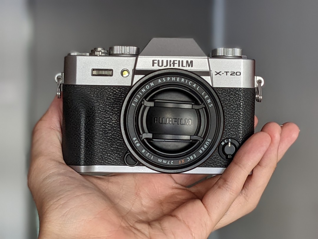 Fujifilm X-T20 with XF 27mm f2.8 lens