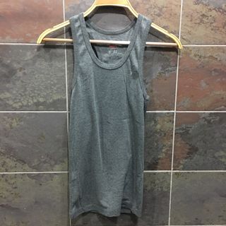 (Category: ) located in . Submitted by urbanwear (Listing ID 1179598529, Image 1). Description: .