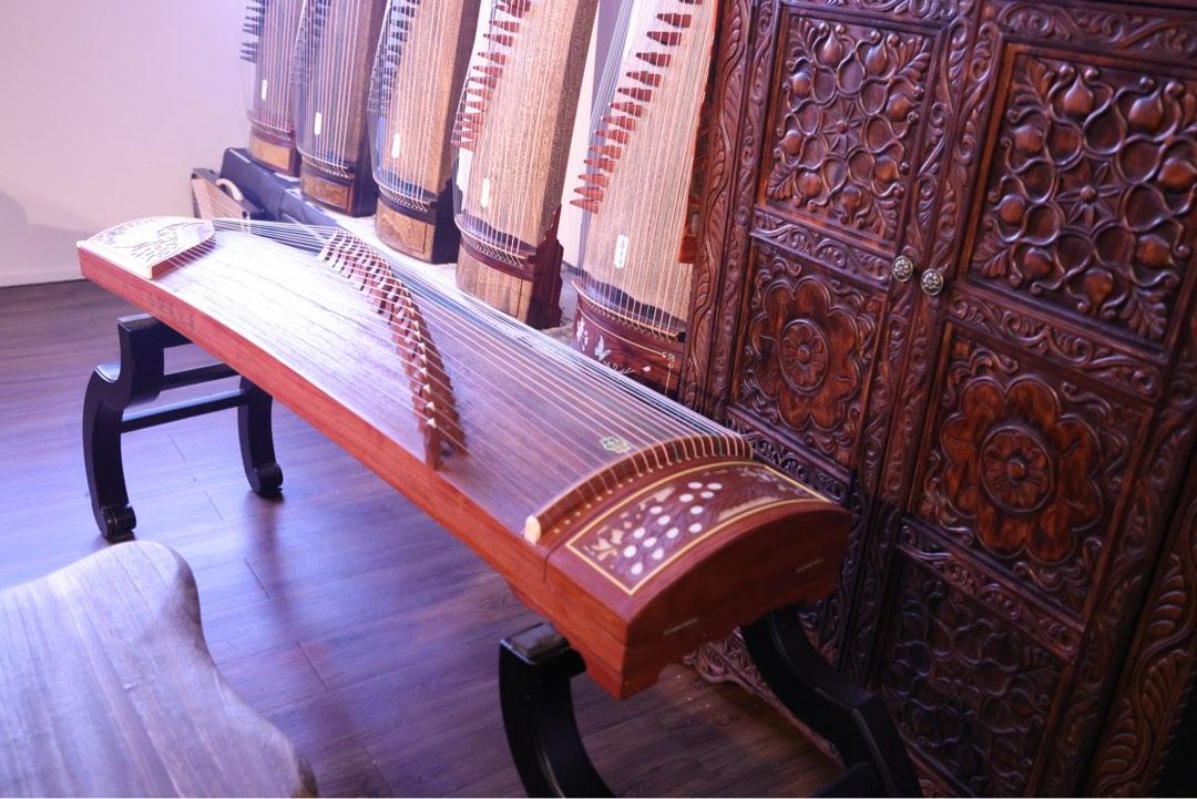Guzheng, Hobbies & Toys, Music & Media, Musical Instruments on Carousell