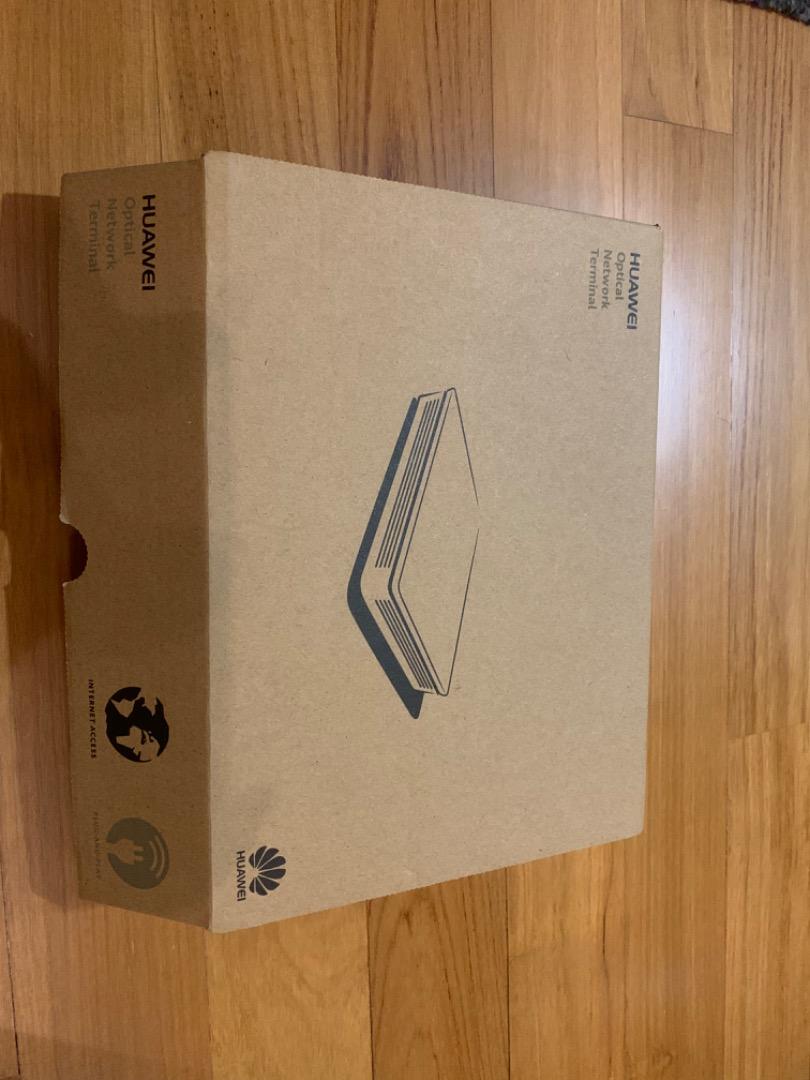 HUAWEI router (EchoLife HG8240H5 GPON terminal), Computers & Tech ...