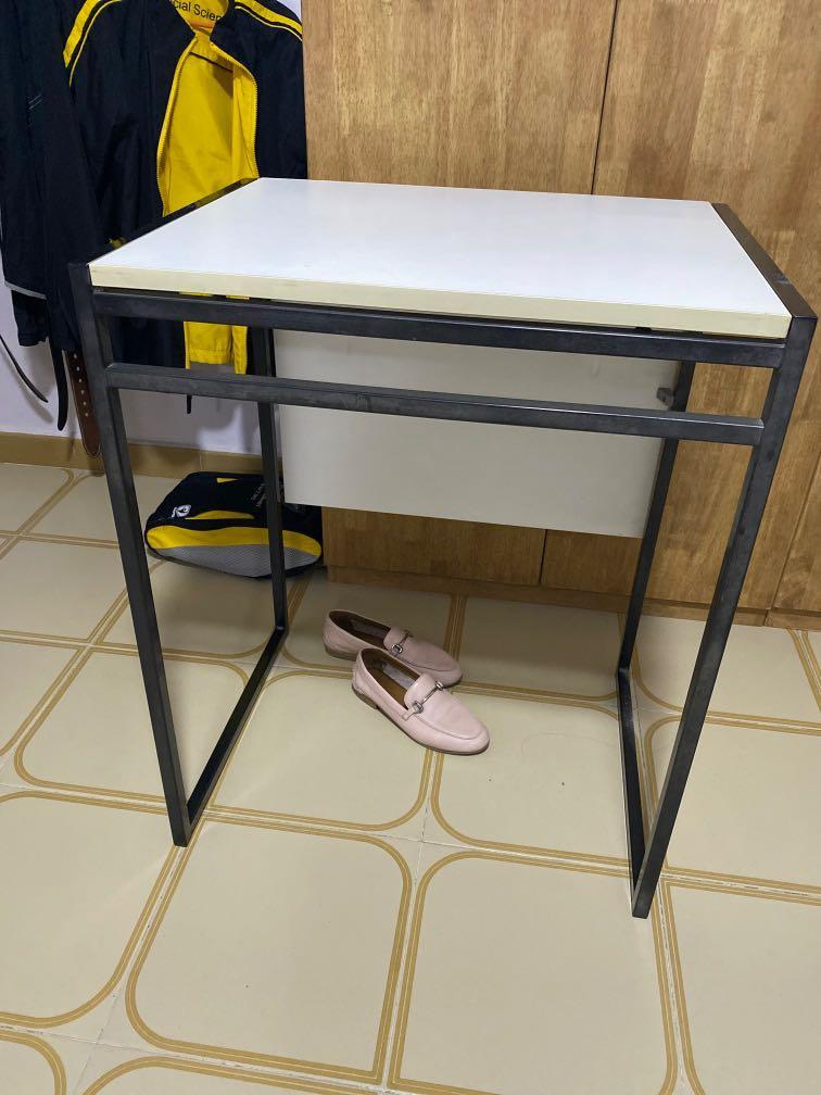 Muddus drop leaf top table