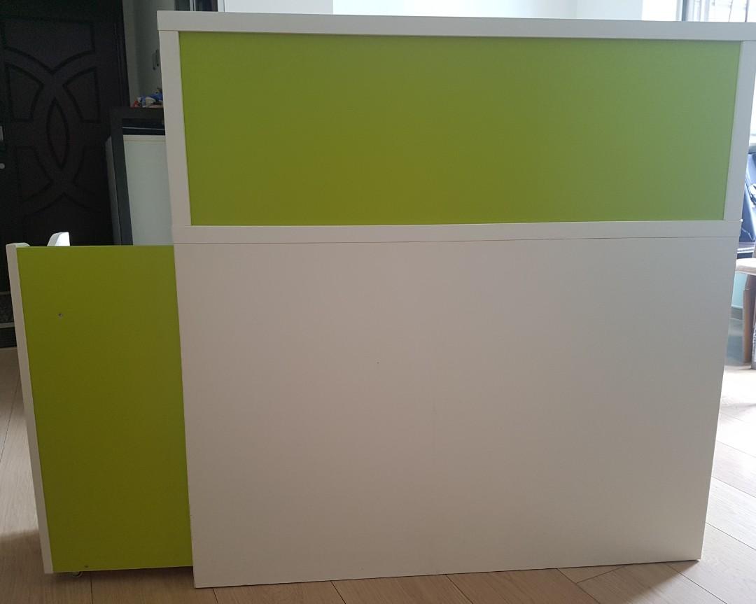 IKEA Flaxa Headboard, 傢俬＆家居, 傢俬, 書櫃、櫃子及架 Carousell