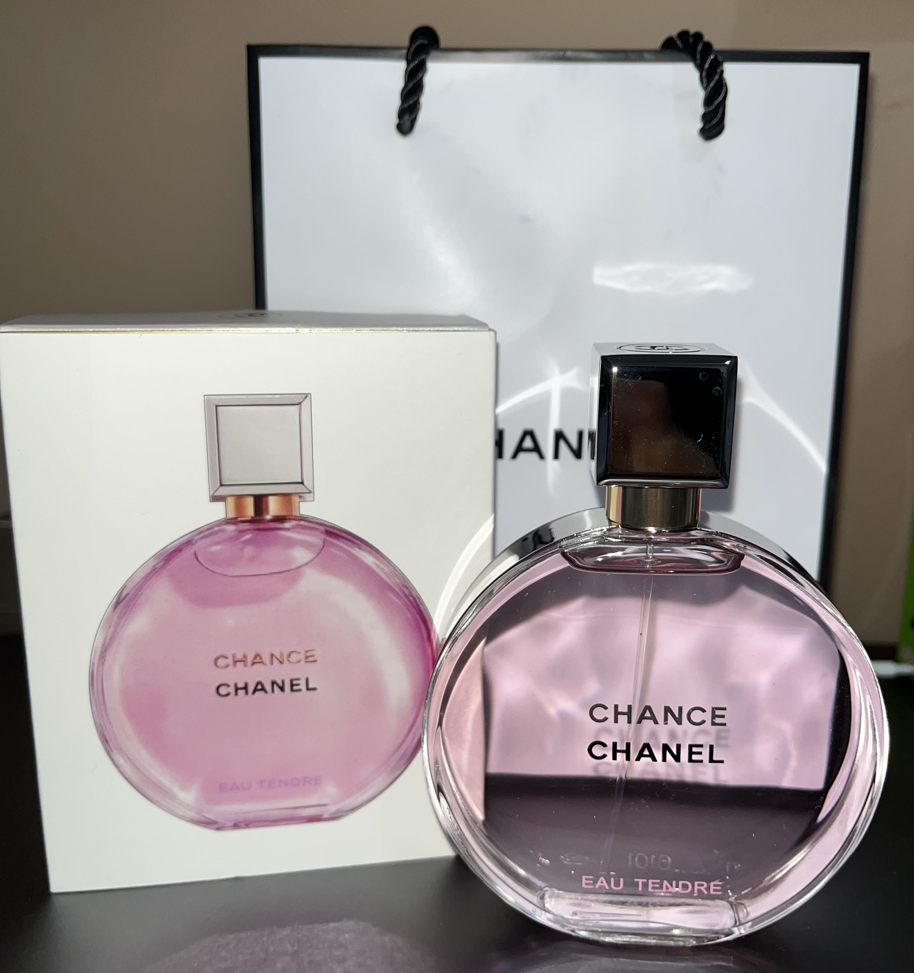 Free Shipping ] NEW Authentic Chanel Eau Tendre Limited Edition Set with  Pink Pouch - Eau De Parfum EDP 35ml & Hair Mist 35ml, Beauty & Personal  Care, Fragrance & Deodorants on Carousell