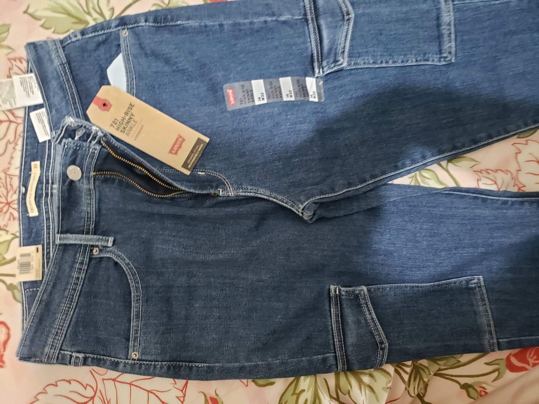 Levis Jeans size 14, Women's Fashion, Bottoms, Jeans on Carousell