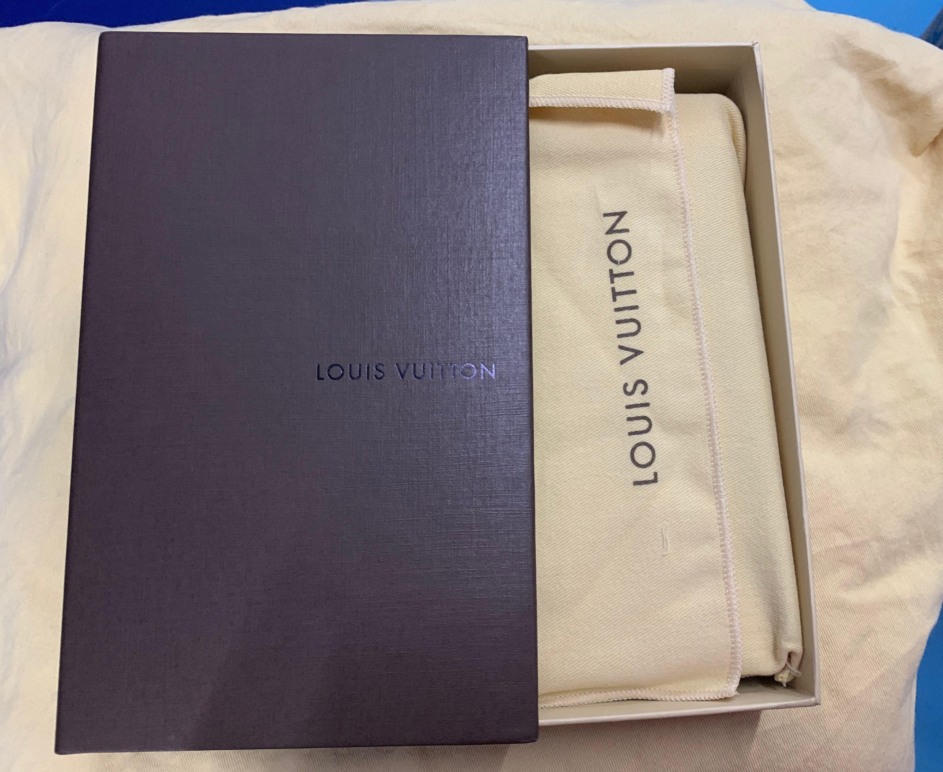 Louis Vuitton Porte Tresor International Damier Azur Canvas – l