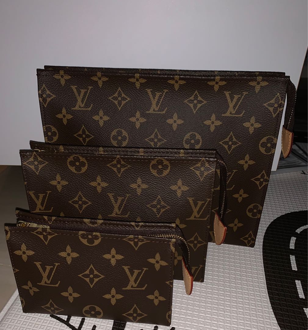 🍀Louis Vuitton Toiletry 26 and 19 insert🍀, Luxury, Bags & Wallets on  Carousell