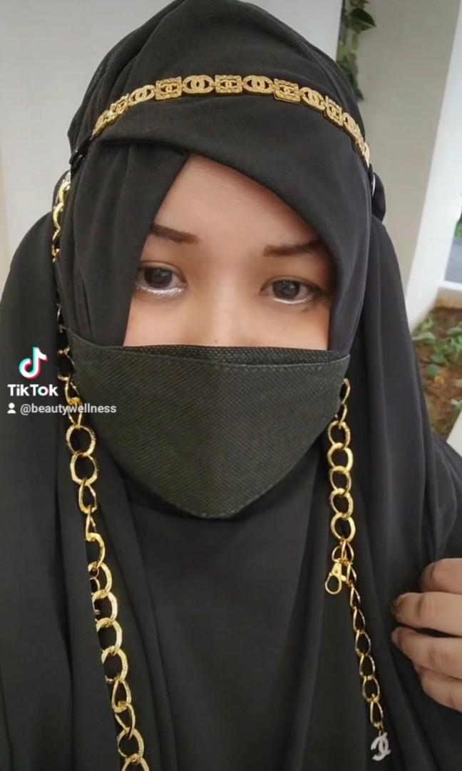 Shawl Hangers Organizer for Muslimah Hijab Tudung Ladies Mask, Women's  Fashion, Muslimah Fashion, Hijabs on Carousell