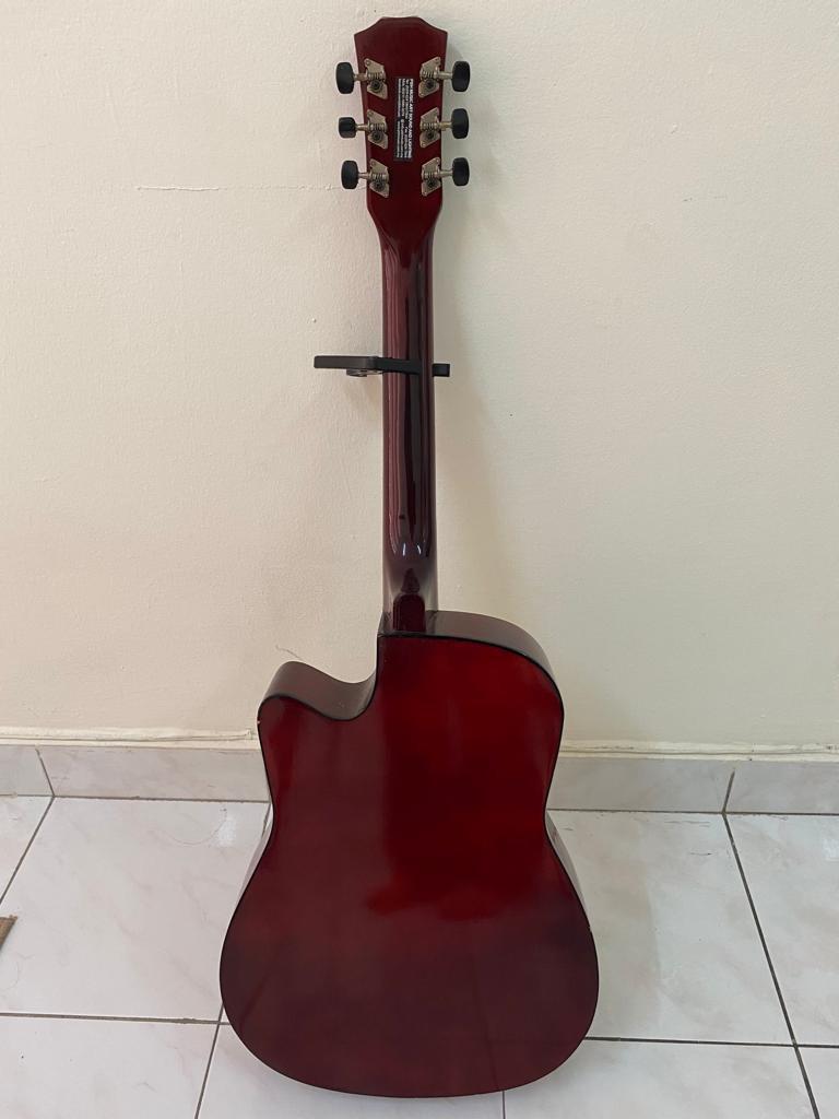 Mukita guitar shop made in