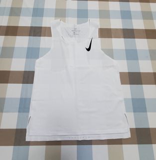 White nike running singlet clearance