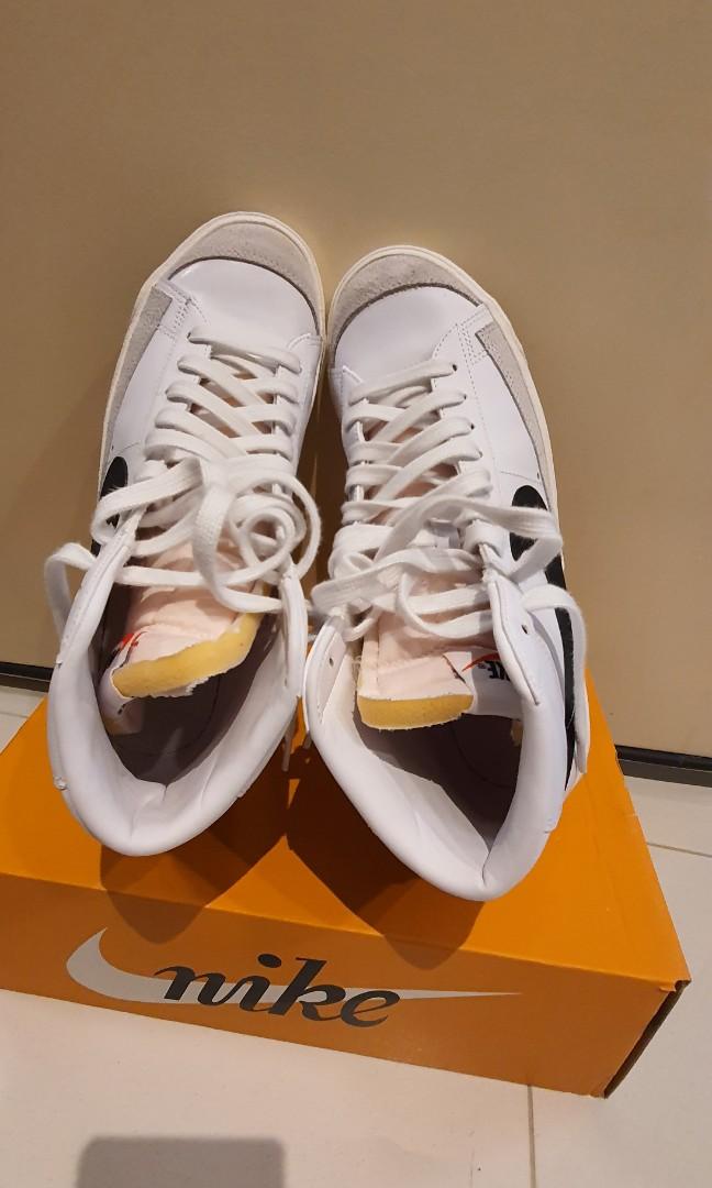 Nike 77s store