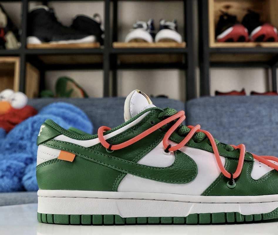 Nike Off White Dunks, Men's Fashion, Footwear, Sneakers on Carousell