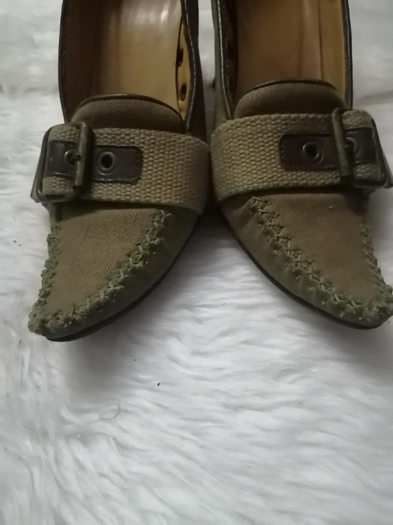 olive green high heels shoes