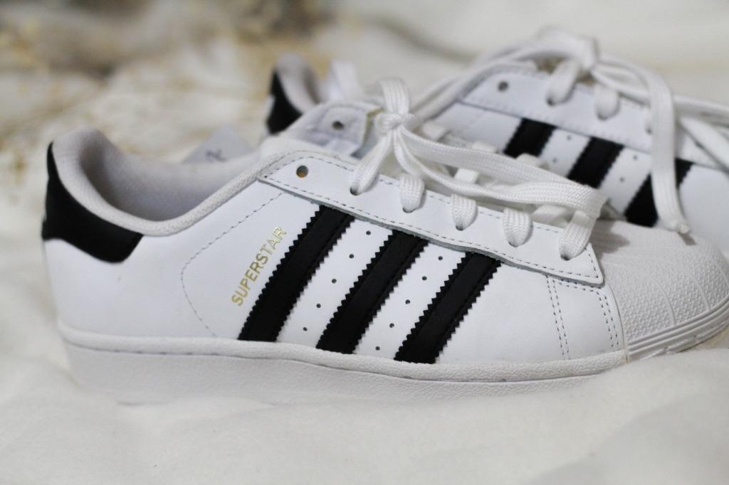 Difference between adidas superstar and superstar 8s online