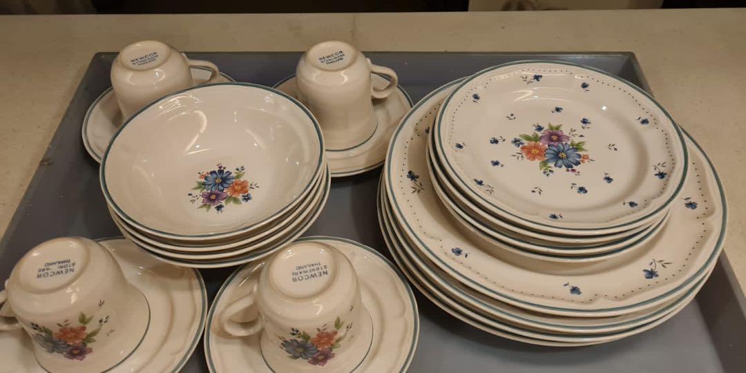 Plates take all (Category: Other Kitchenware & Tableware) located in Taguig. Submitted by melescolar (Listing ID 1179631120, Image 1). Description: .