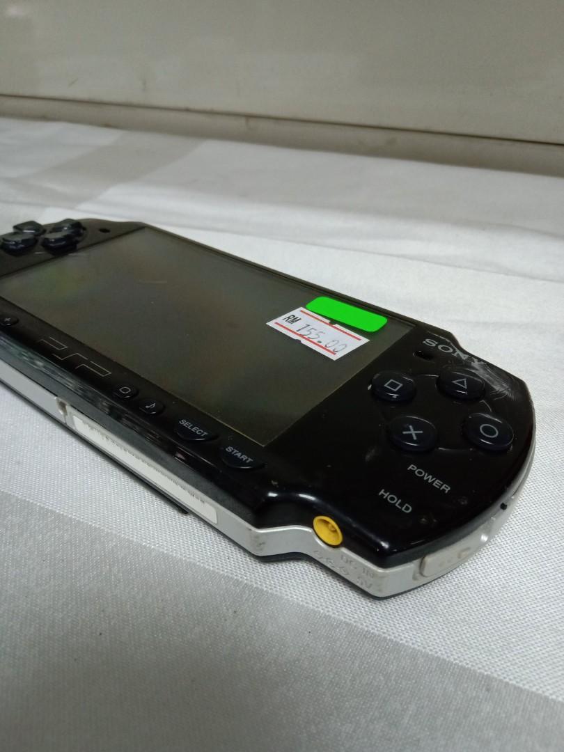 SONY PSP Game Console faulty / rosak (for spare parts), Video Gaming