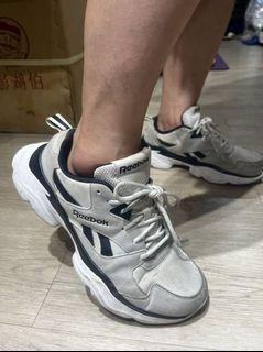 正韓～Reebok球⚽️鞋👟