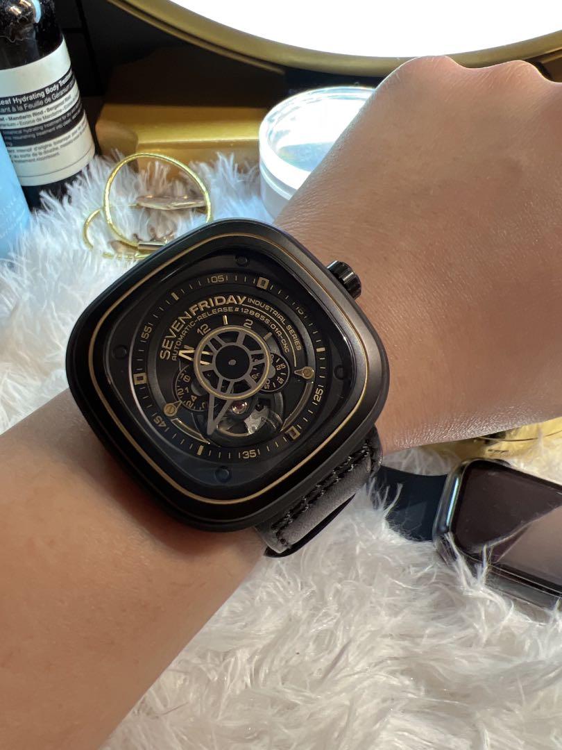 Sevenfriday deals black gold