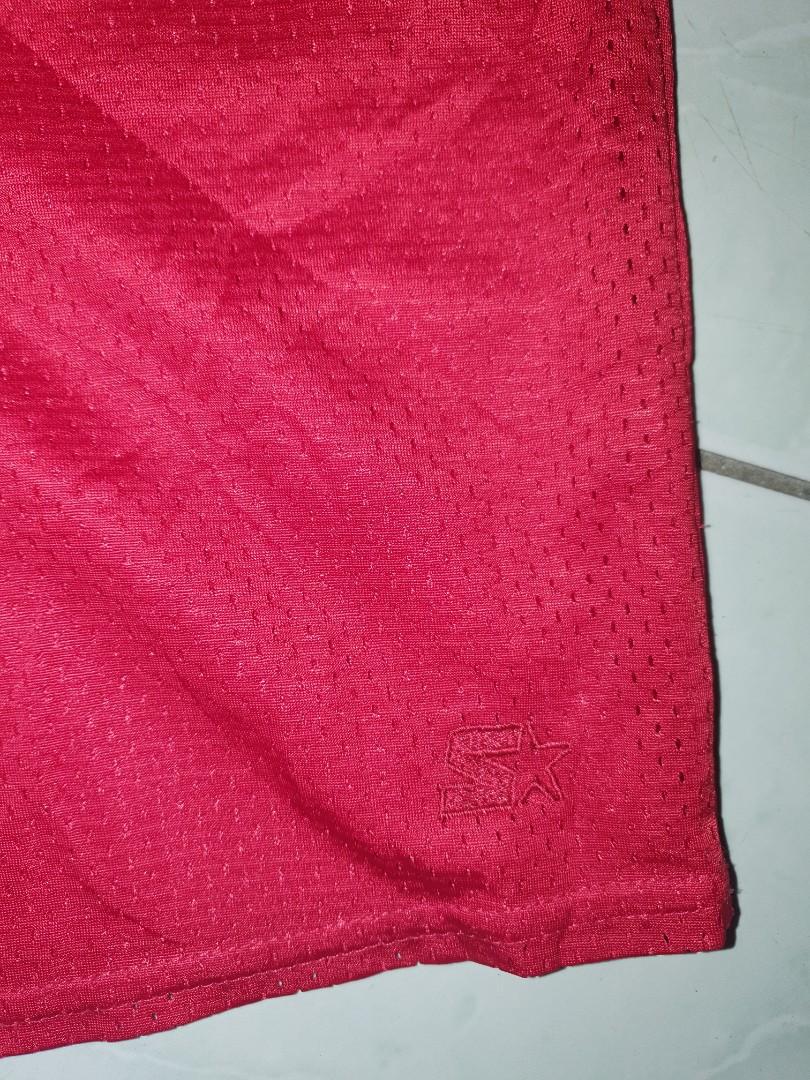 Starters Mesh Shorts (Category: Shorts) located in Calamba. Submitted by duckboy_03 (Listing ID 1179592651, Image 3). Description: L on tag fits M.