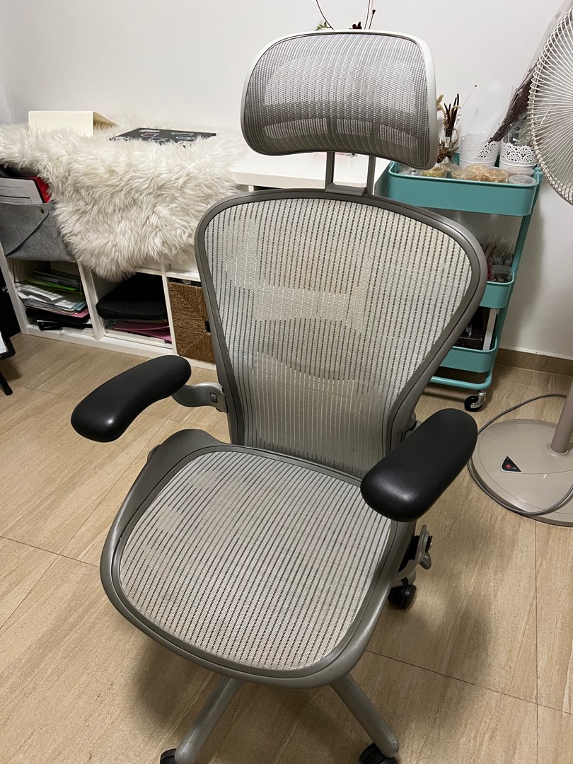 Hm aeron used cheap