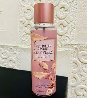 Velvet Petals La Creme