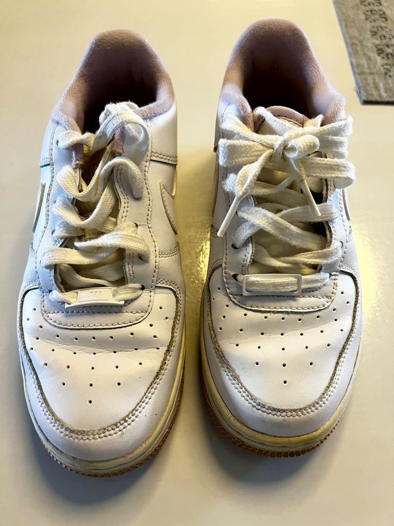 White nikes for girls shop