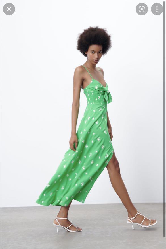 slim fit dress slacks ALWAYS THE GUEST PLEATED MAXI DRESS IN KELLY GREEN – AKIRA