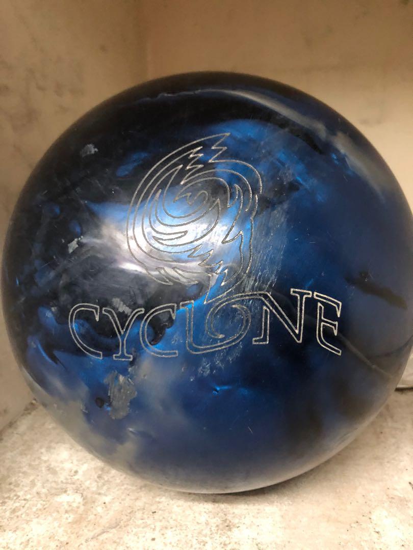 15lbs Ebonite Cyclone Bowling ball, Sports Equipment, Sports & Games