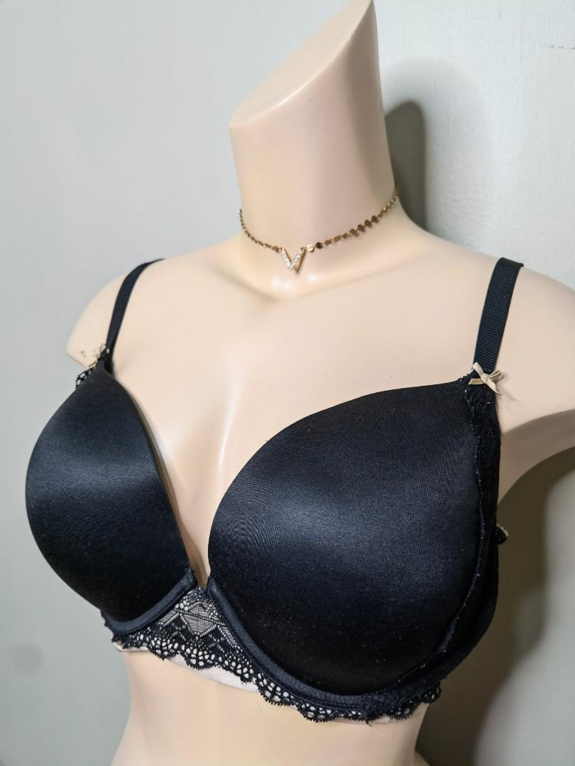 38d bra, Women's Fashion, Undergarments & Loungewear on Carousell