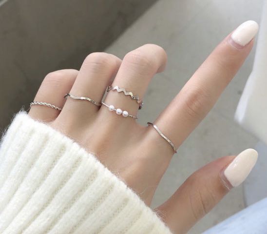 Cute minimalist rings sale