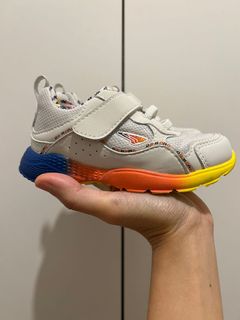 （分類：）位於 。 由 shazzalam 提交（商品編號 1176186412，圖片 1）。簡介： 。