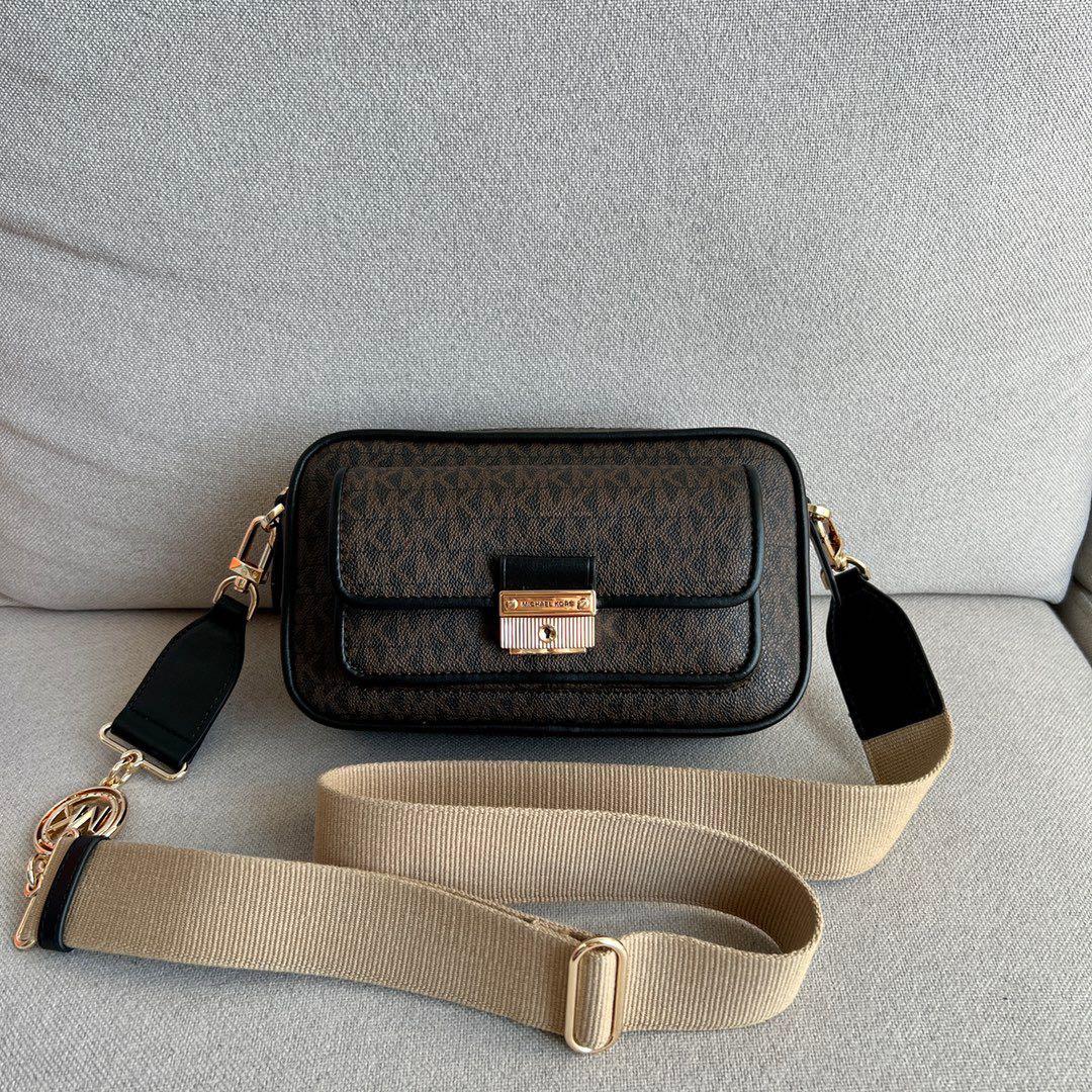Michael Kors Bag for sale, Women's Fashion, Bags & Wallets, Cross-body Bags  on Carousell