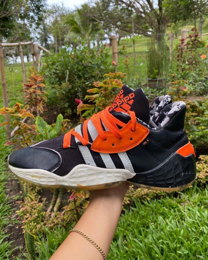 daniel patrick harden vol 4