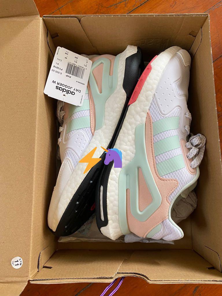Adidas Day Jogger Women s Size 8 Women s Fashion Footwear