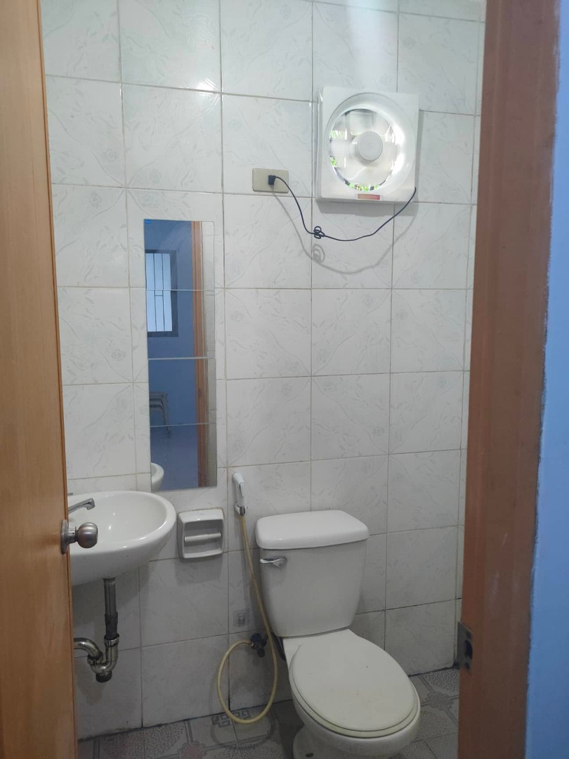 APARTMENT FOR RENT IN WESTERN BICUTAN TAGUIG 7.5K, Property, Rentals