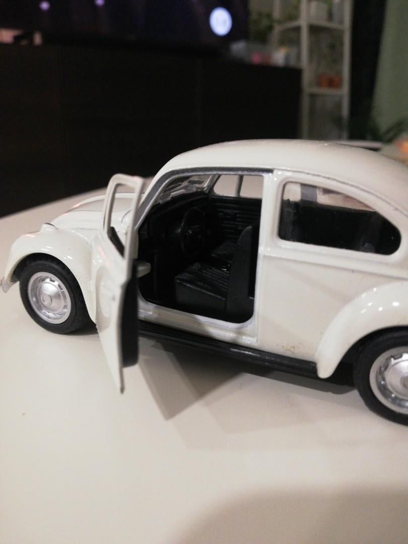 Bettle (Category: Vintage Collectibles) located in Kuala Lumpur. Submitted by choonmw (Listing ID 1176211357, Image 3). Description: Brand new Bettle. Pull back. Two colours, white and red. Suitable for kids and adult collectors. Suitable for mods too..
