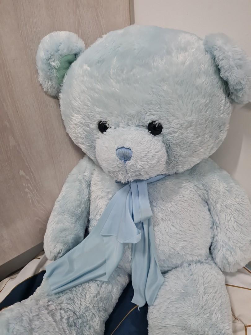 big blue teddy