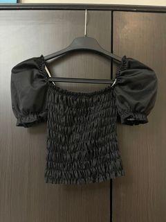 Black Puff Shoulder blouse